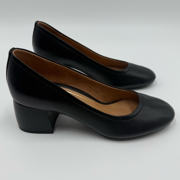 Vionic Women’s Carmel Black Leather Heels 9 NWOT - Picture 3 of 13